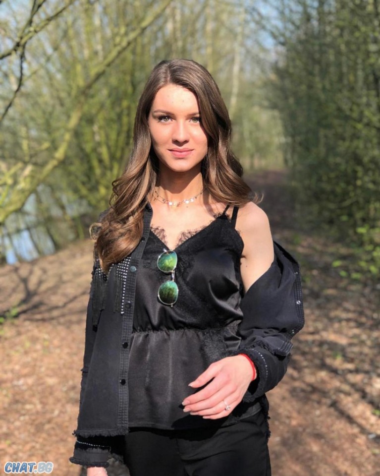 Ivelina Снимки